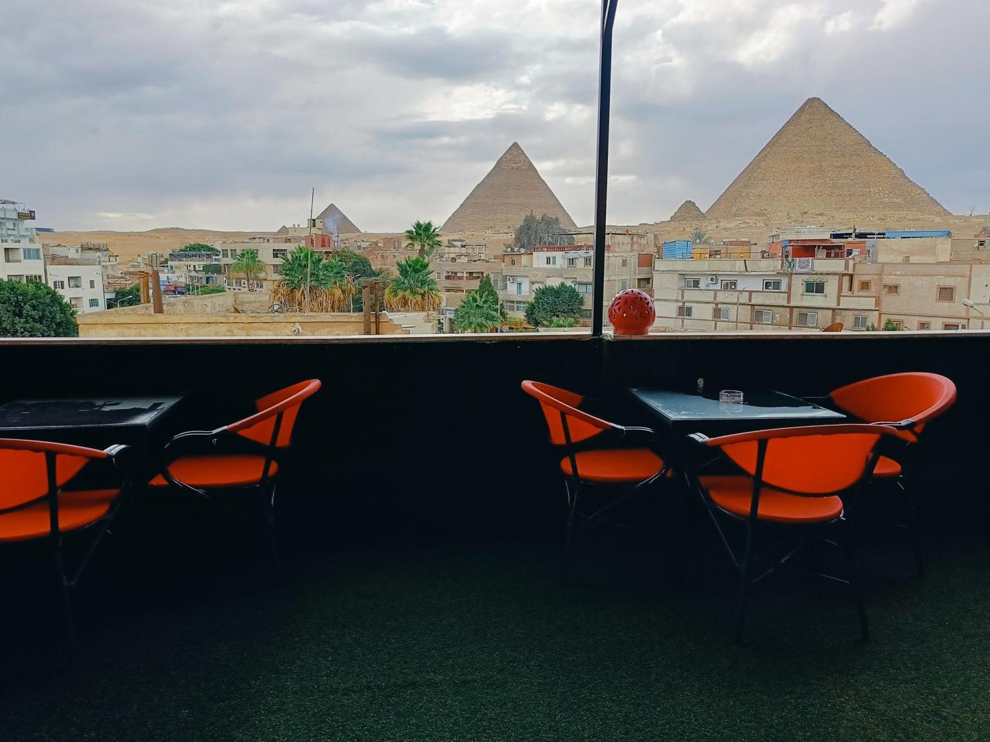 Hotel Magic Golden Pyramids View à Kafret el-Gabal Extérieur photo